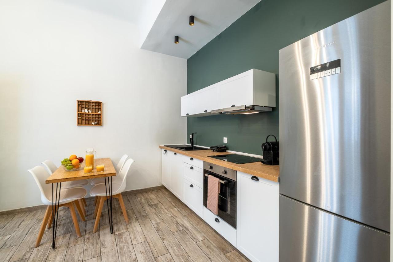 Central5 Boutique Apartments With Common Garden Next To Metro Athen Exterior foto